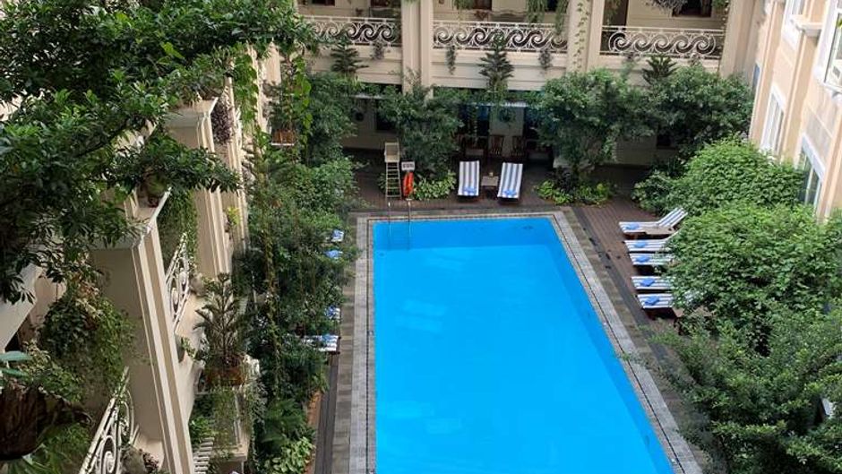 Grand Hotel Pool