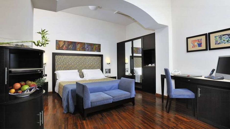 Mecenate Palace Hotel Room