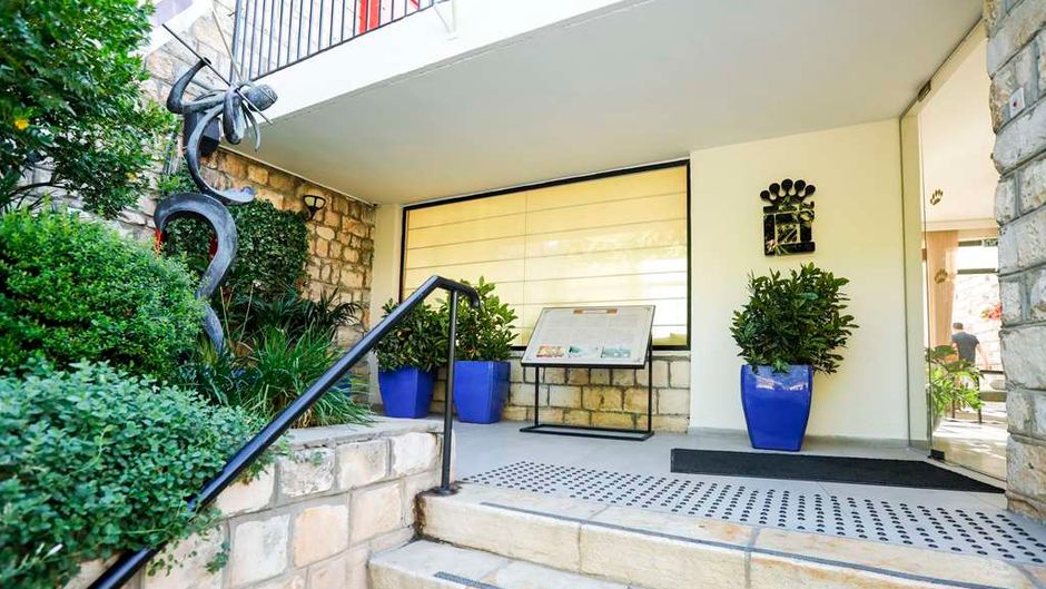 Ruth Zefat Exterior