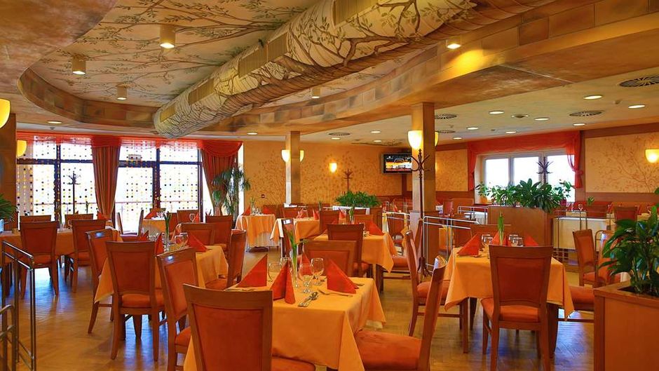 Primavera Hotel & Congress Restaurant