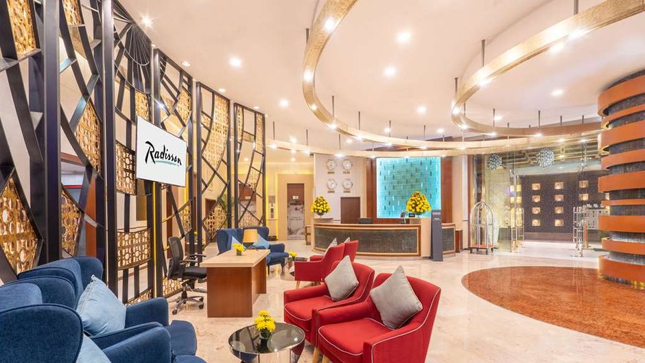 Radisson Blu Hotel Greater Noida Lobby