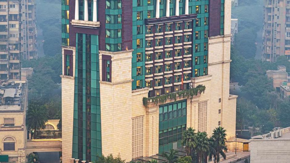 Radisson Blu Hotel Greater Noida Exterior