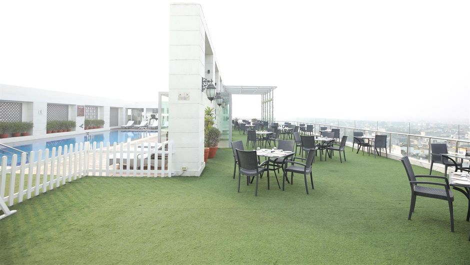 Radisson Hotel Agra Restaurant