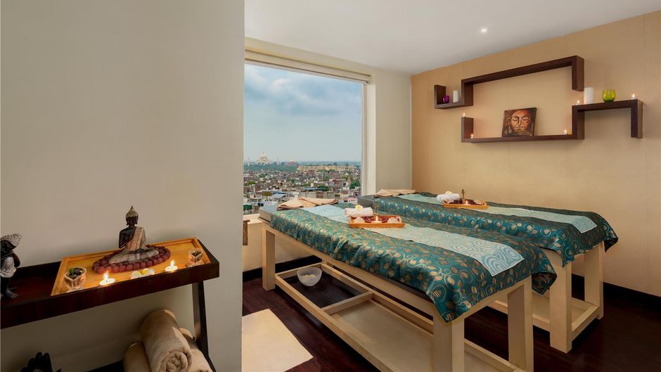 Radisson Hotel Agra Spa