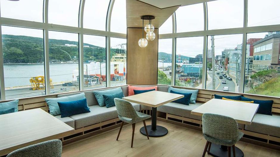 DoubleTree by Hilton Harbourview Restaurant