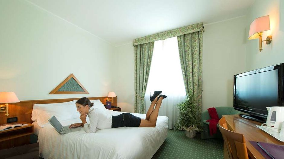 Castagna Palace Hotel Room