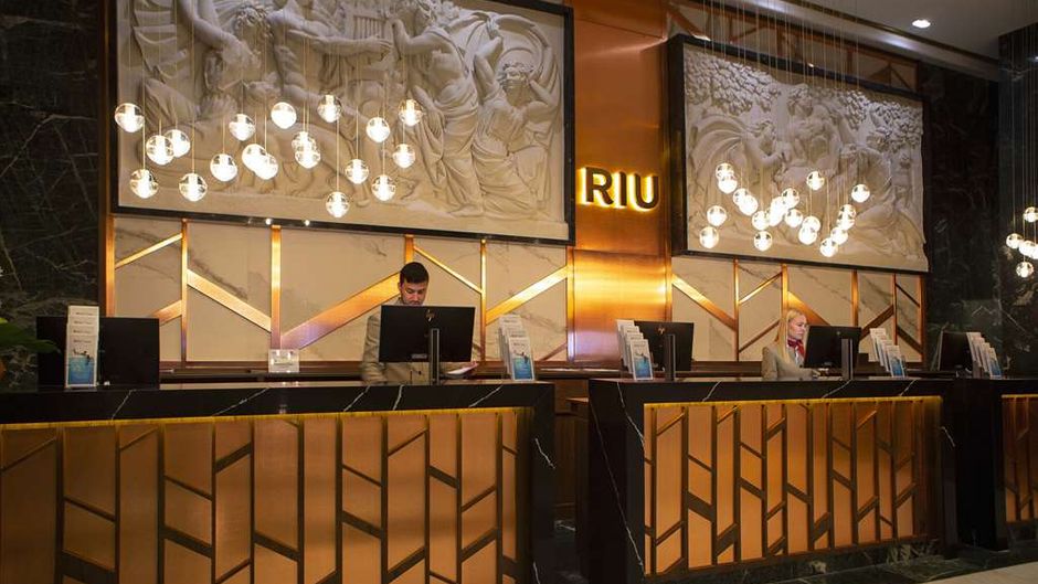 Hotel RIU Plaza Espana Lobby