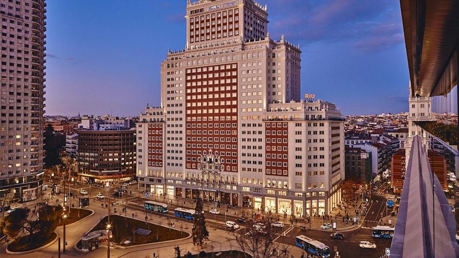 Hotel RIU Plaza Espana Exterior