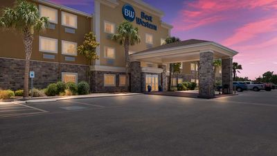 Best Western North Bryant Inn