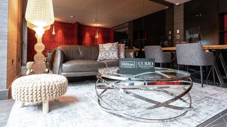 SORO Montevideo, Curio Collection Lobby