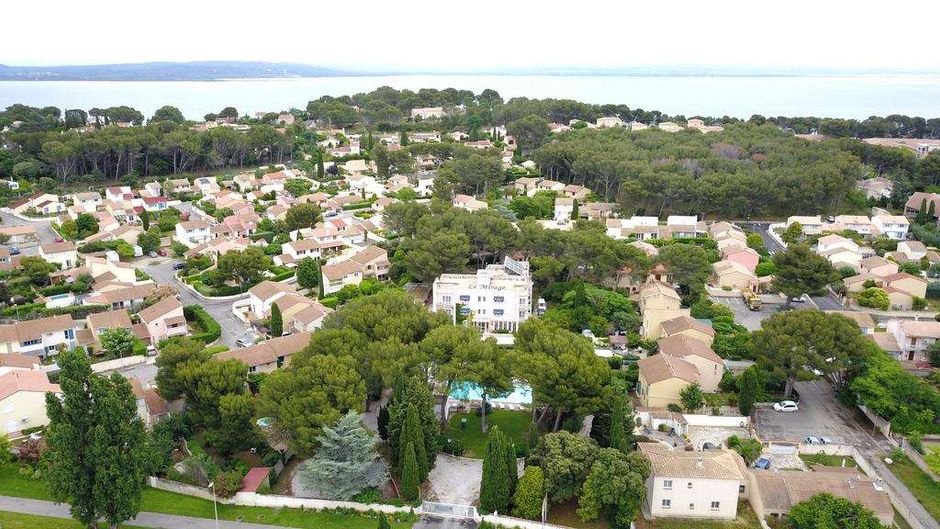 Hotel Le Mirage Exterior