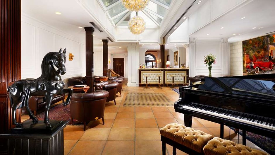 Hotel Pierre Milano Lobby