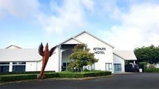 JetPark Hamilton Hotel-Conference Centre