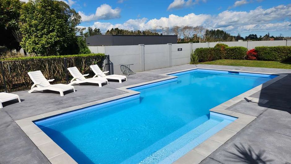 JetPark Hamilton Hotel-Conference Centre Pool