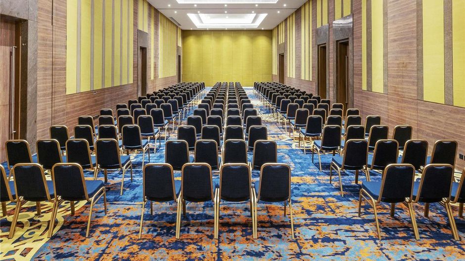 Grand Mercure Gandhinagar Gift City Meeting