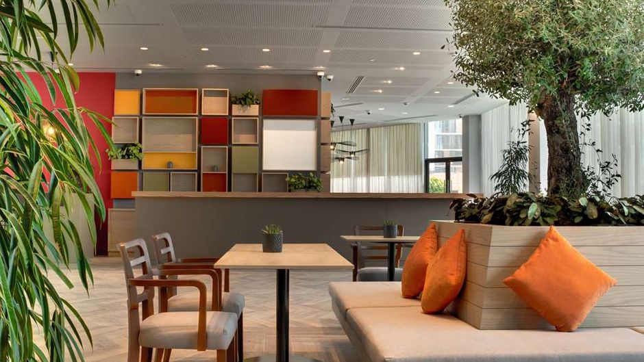 IntercityHotel Dubai Al Jaddaf Lobby