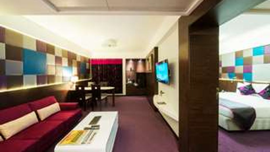 Effotel Hotel by Sayaji Suite