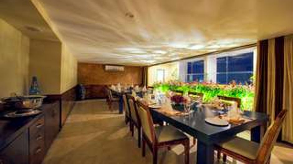 Effotel Hotel by Sayaji Lobby