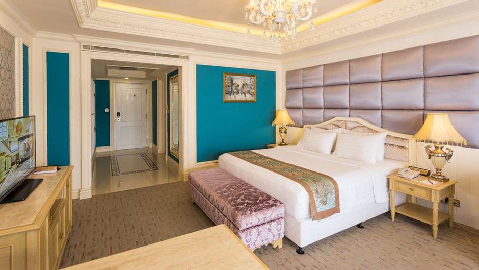 The Grand Kandyan Room