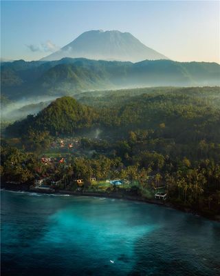 Alila Manggis