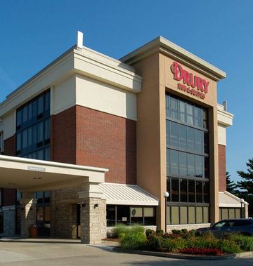 Drury Inn & Suites Louisville East
