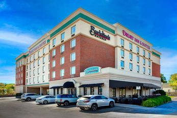 Drury Inn & Suites St Louis Forest Park