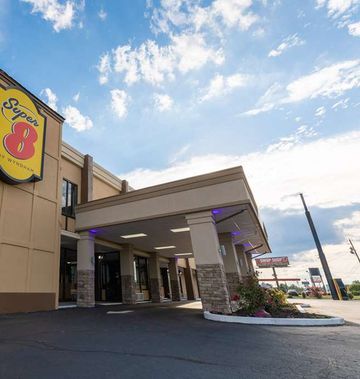 Super 8 by Wyndham Goldsboro