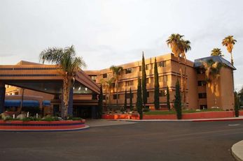 Ramada by Wyndham Viscount Suites