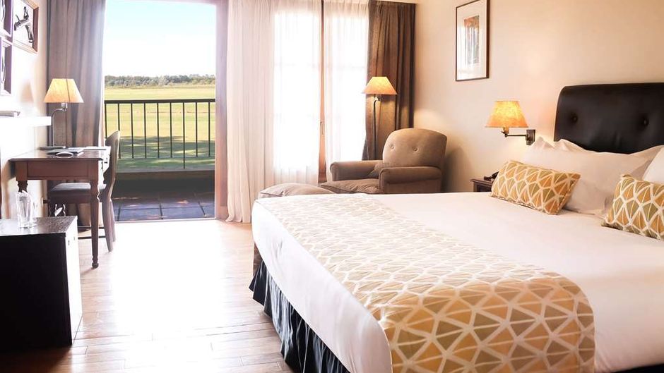 Wyndham Garden Lujan Suite