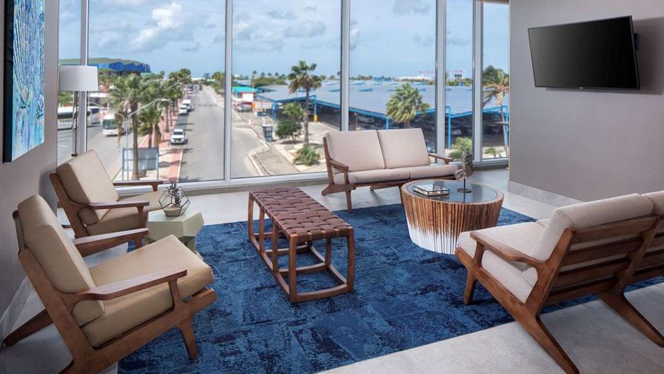 Hyatt Place Aruba Airport Lobby