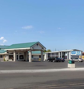 Rodeway Inn and Suites
