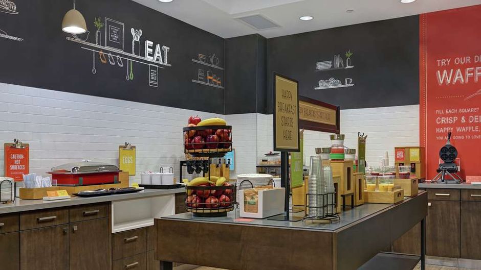 Hampton Inn Peterborough Restaurant
