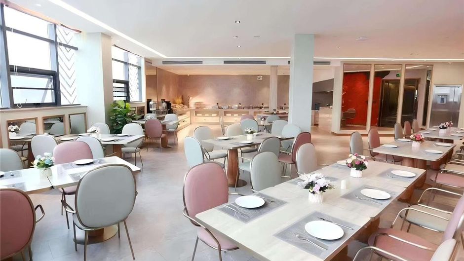 Mercure Wuhan Yangluo Restaurant