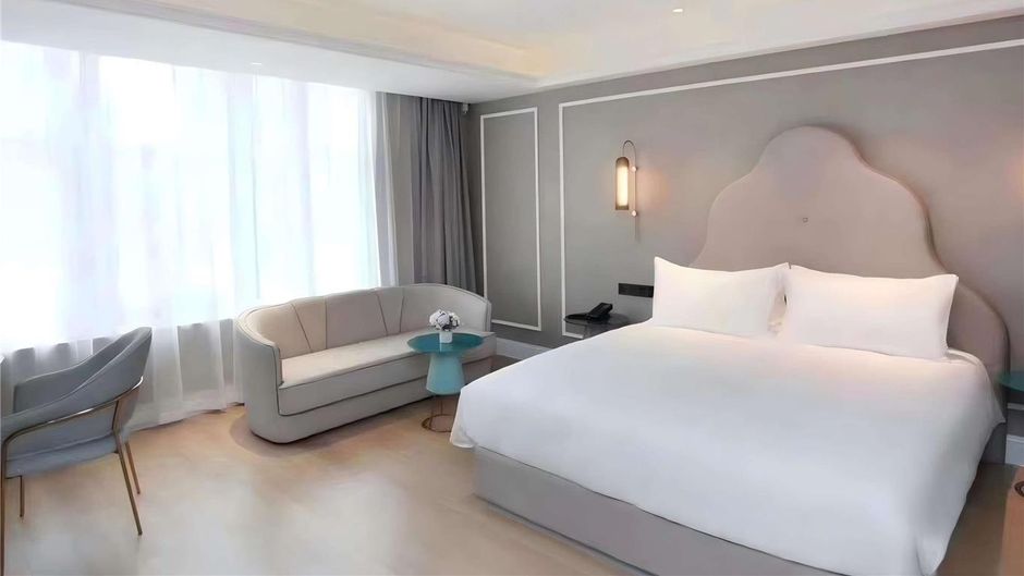 Mercure Wuhan Yangluo Room