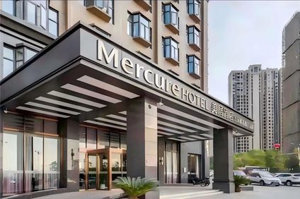 Mercure Wuhan Yangluo