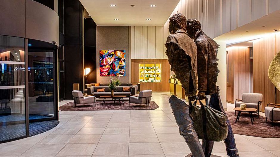 Radisson Blu Hotel, Rouen Centre Lobby
