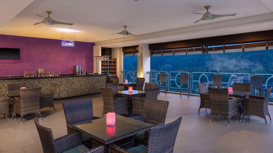 Radisson Hotel Kandy Sri Lanka Restaurant