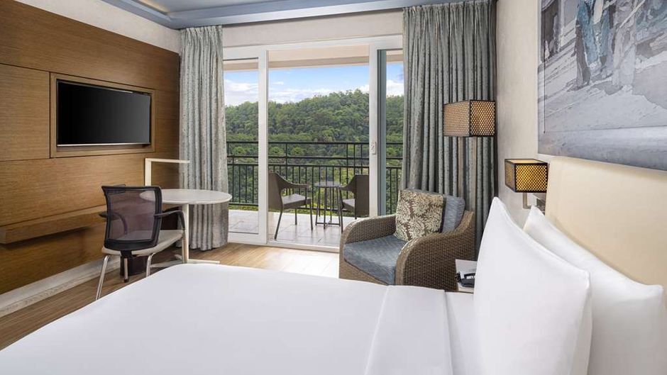 Radisson Hotel Kandy Sri Lanka Room