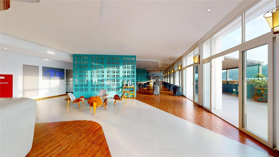 Radisson Hotel Kandy Sri Lanka Lobby
