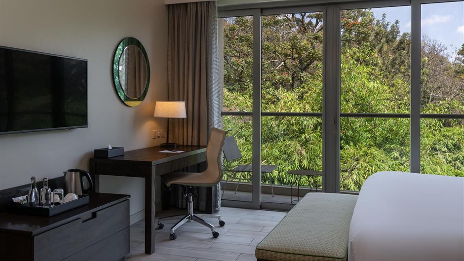 Radisson Blu Hotel & Residence Arboretum Suite