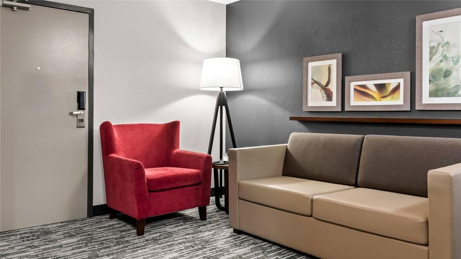 Country Inn & Suites Winnipeg Suite