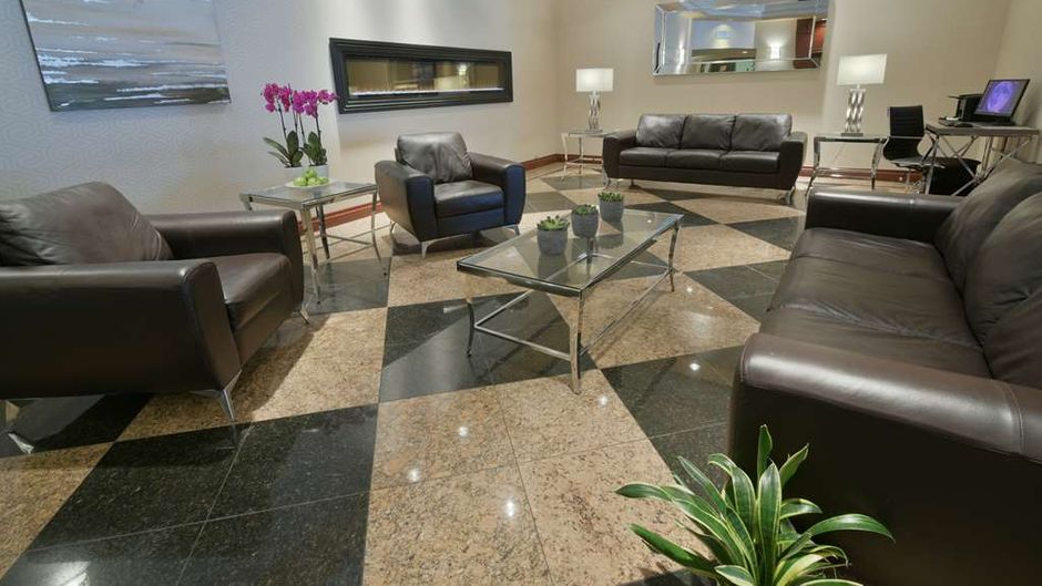 Hotel Universel Montreal Lobby