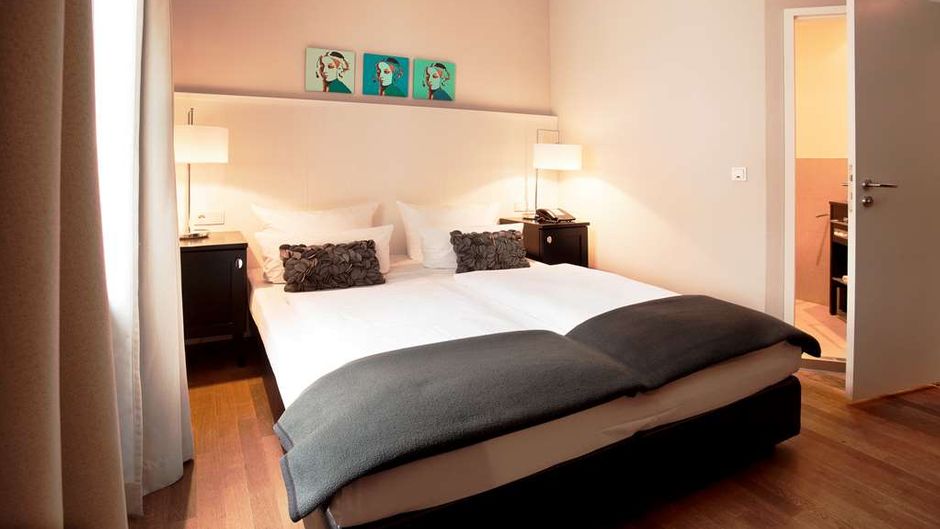 Victoria Hotel Room