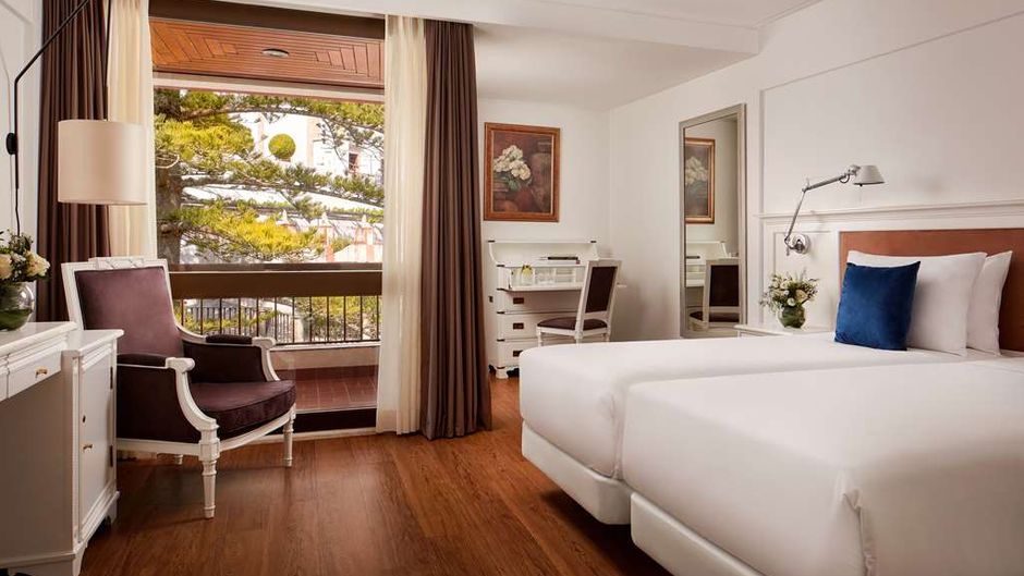 NH Sintra Centro Room