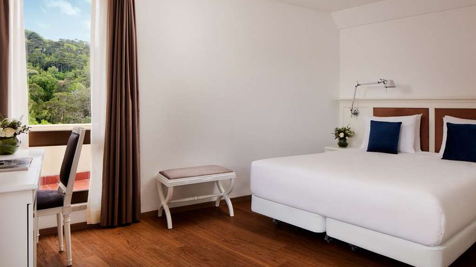 NH Sintra Centro Room