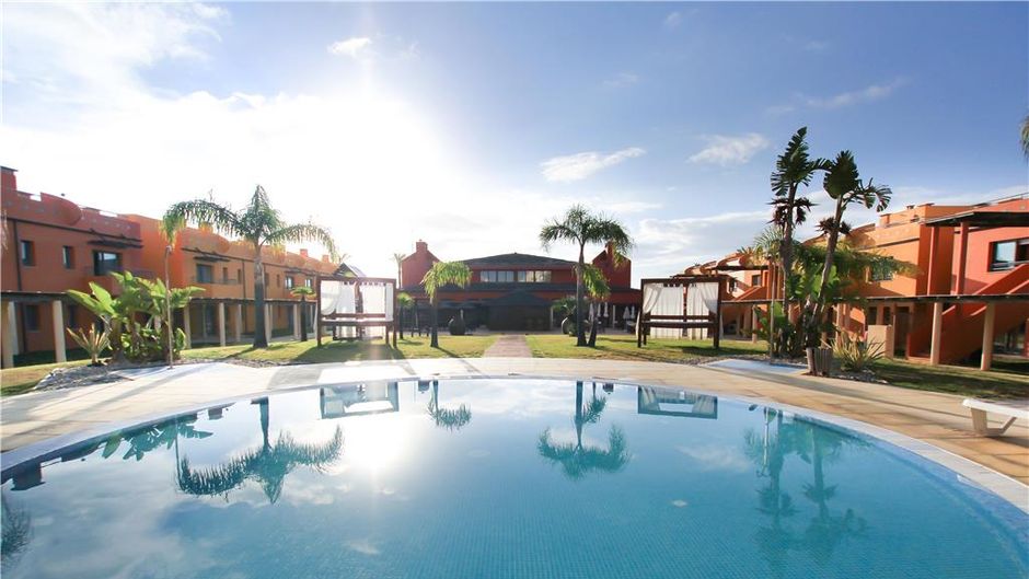 NH Marina Portimao Resort Pool