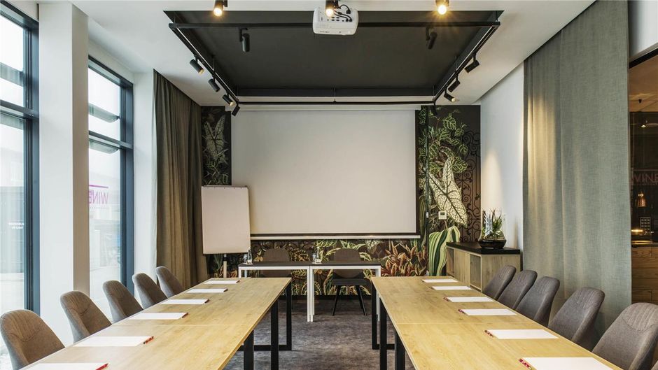 Ibis Styles Krakow Santorini Meeting