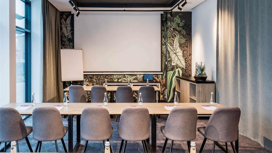 Ibis Styles Krakow Santorini Meeting