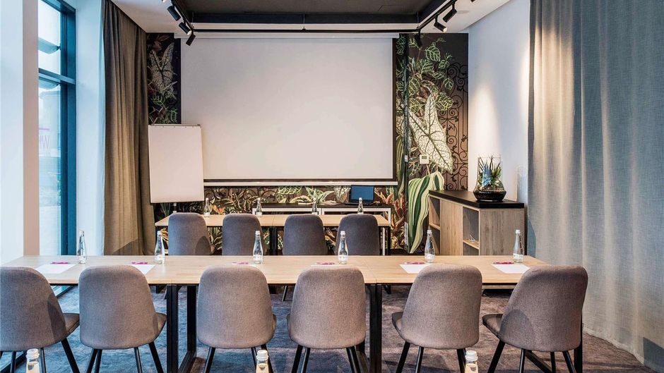 Ibis Styles Krakow Santorini Meeting