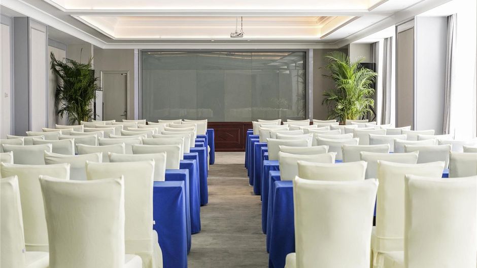 Mercure Ordos Downtown Meeting